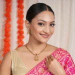 Stunning antique gold diamond pendant set